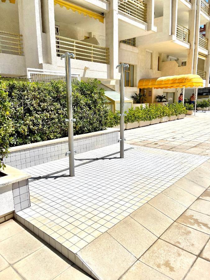 Apartbeach Novelty Climatizado Y Vistas Playa Salou Exterior photo